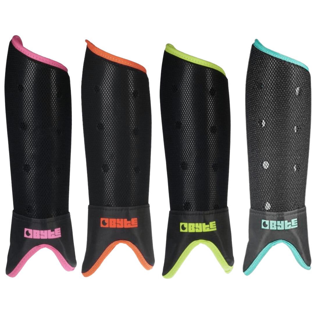 Byte | Byte SO Shin pads | SO Shin pads - Black/Yellow / Small | Total Hockey