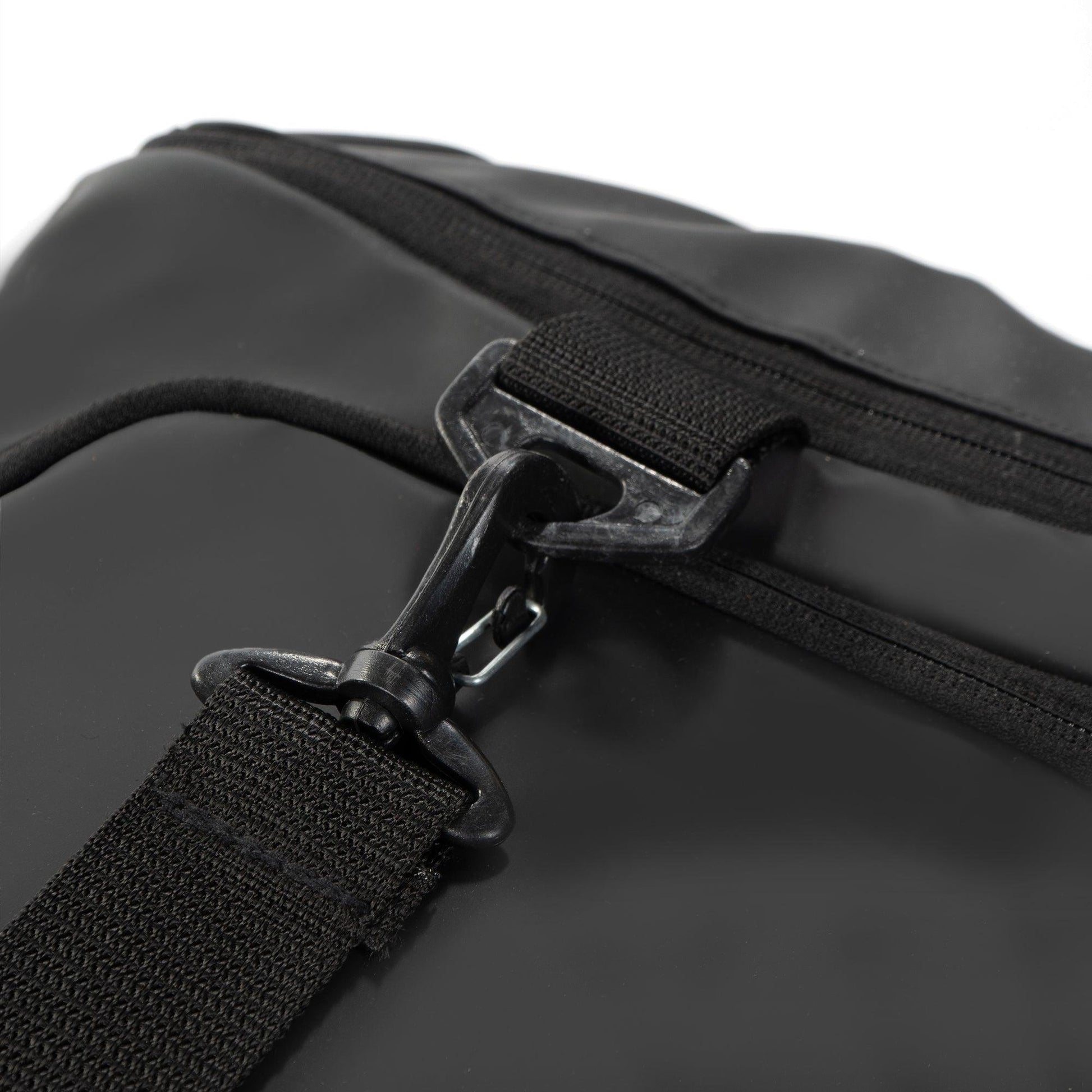 Byte | Byte Pro Holdall | Pro Holdall - Black | Total Hockey