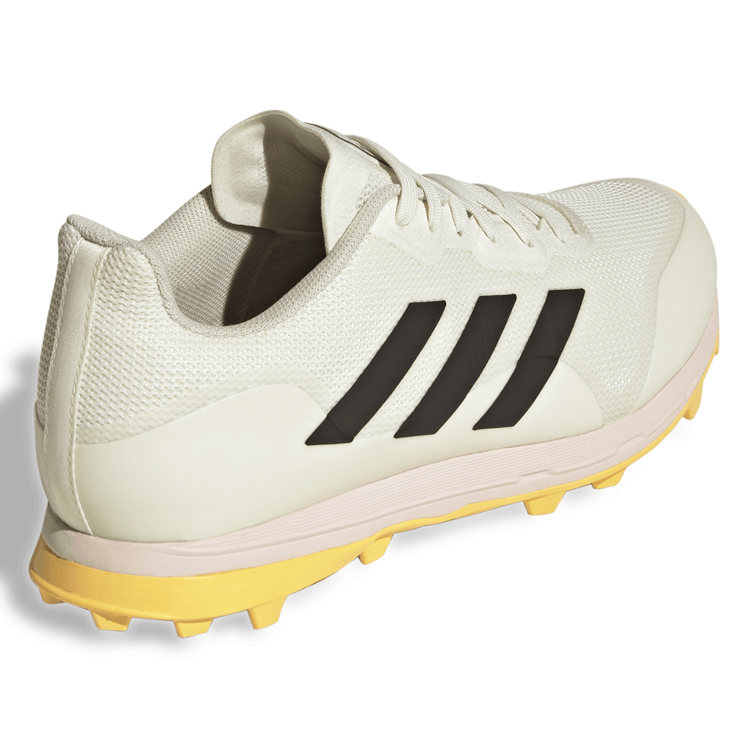 Adidas Hockey | Adidas Hockey Favela Zone 2.1 Ivory (2024) | Favela Zone 2.1 Ivory (2024) - EUR 36 | UK 3.5 | Total Hockey
