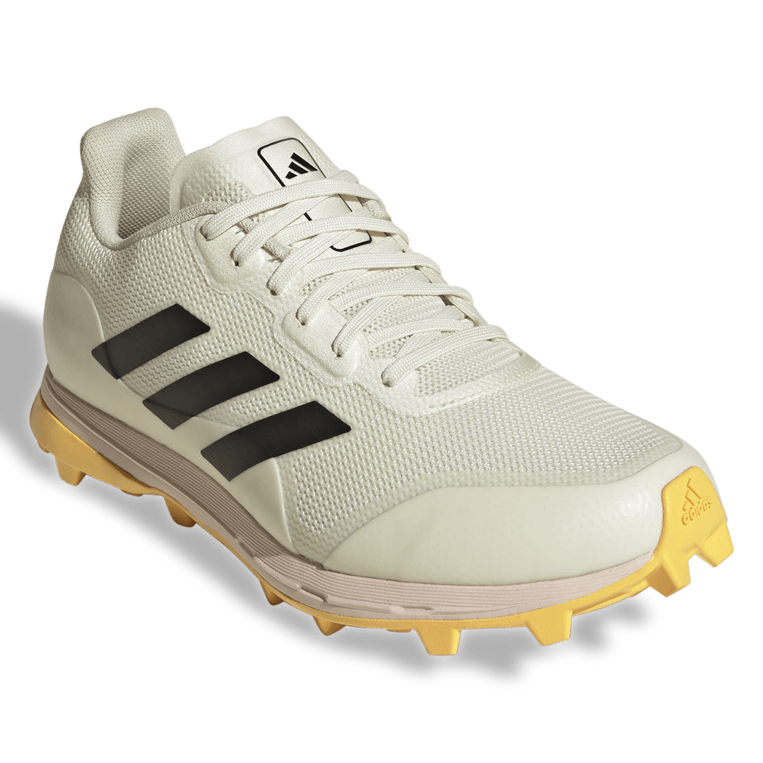 Adidas Hockey | Adidas Hockey Favela Zone 2.1 Ivory (2024) | Favela Zone 2.1 Ivory (2024) - EUR 36 | UK 3.5 | Total Hockey