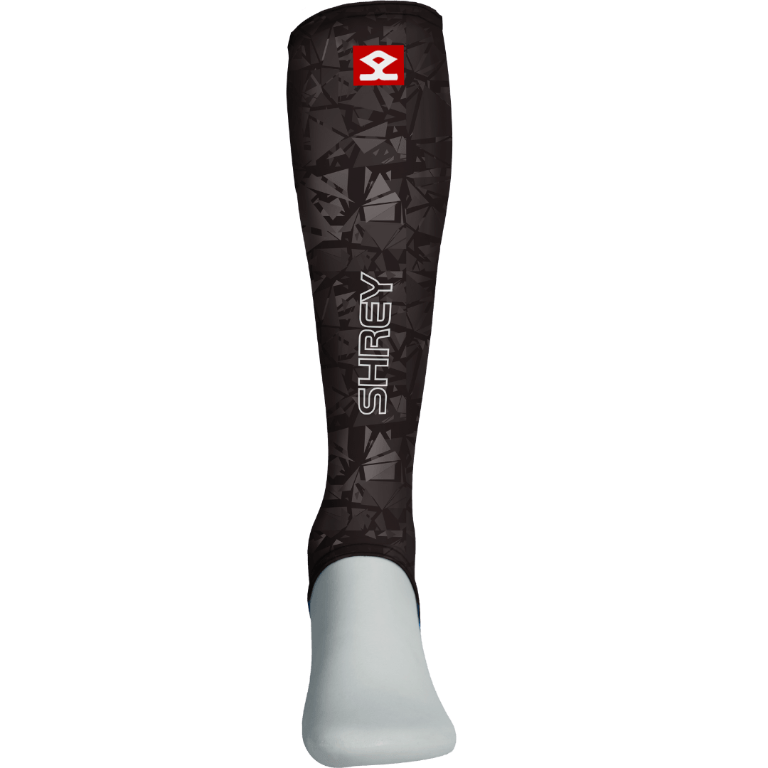 Shrey Hockey | Shrey Hockey Shin liners With Stirrup - Black | Shin liners With Stirrup - Black - Black / Senior | Total Hockey