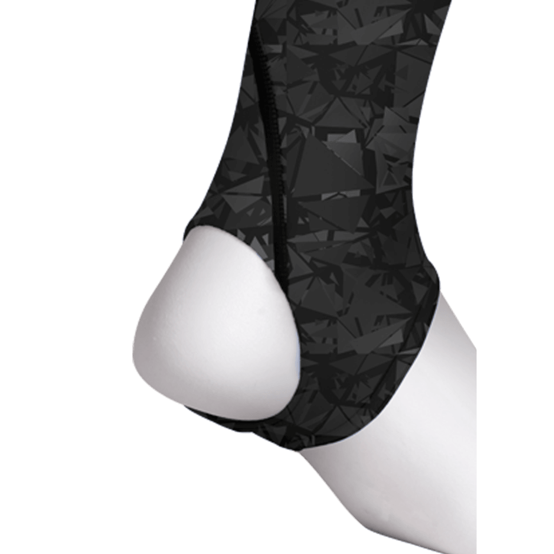 Shrey Hockey | Shrey Hockey Shin liners With Stirrup - Black | Shin liners With Stirrup - Black - Black / Senior | Total Hockey