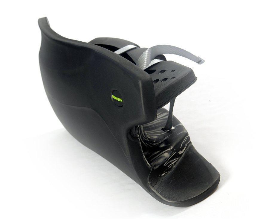 OBO | OBO HI REBOUND Legguards Black Wing/Black | HI REBOUND Legguards Black Wing/Black - Black Wing/Black / Medium | Total Hockey